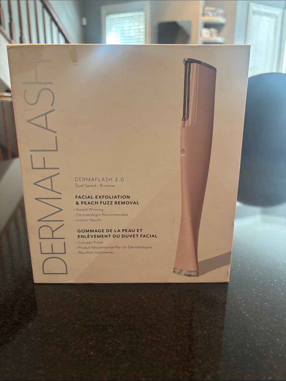 Dermaflash 2.0 Peach Facial Exfoliator & Fuzz Remover